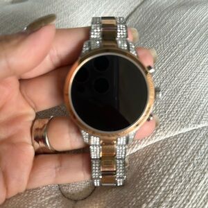Michael Kors Runway MKT5056 smart watch.